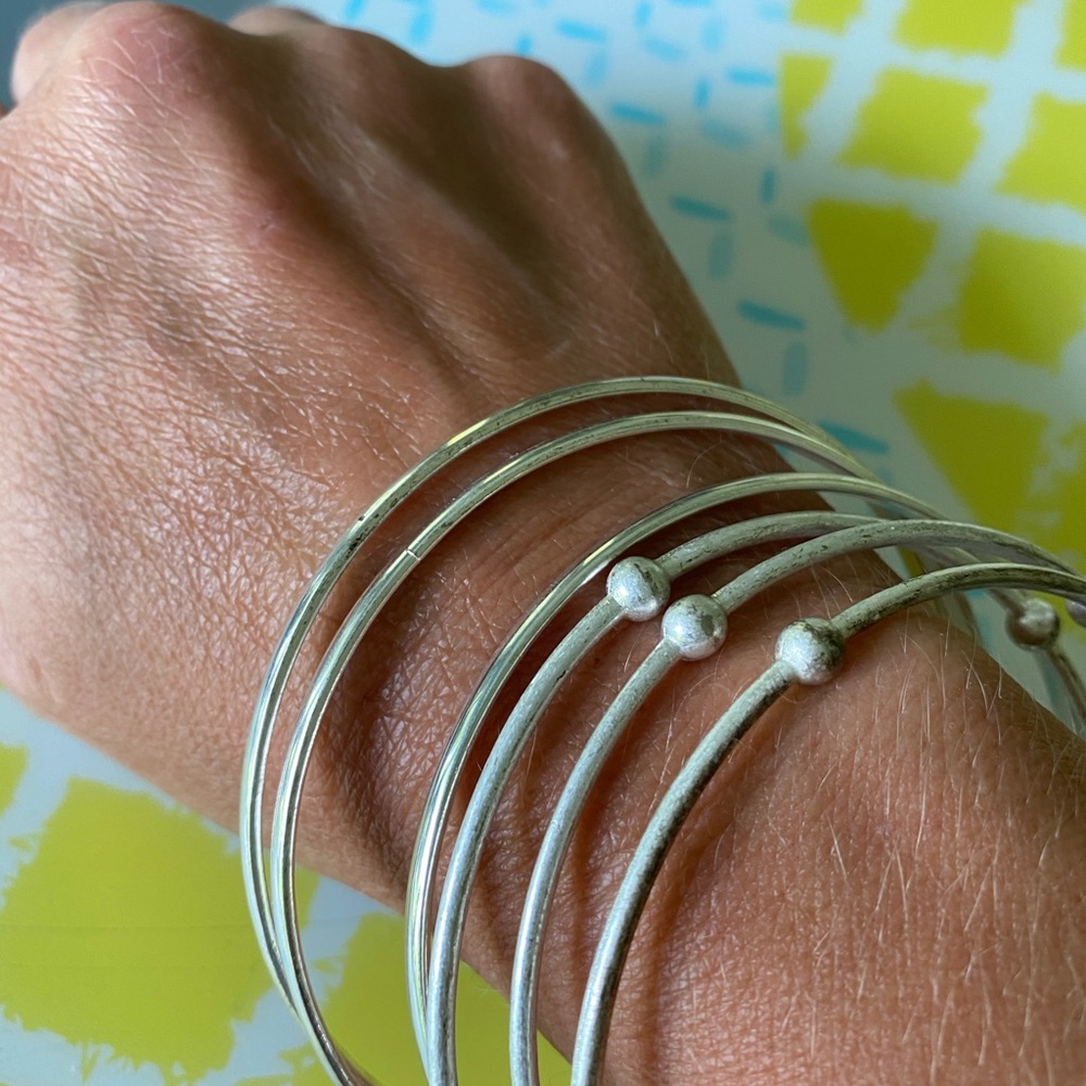 6 Bangles